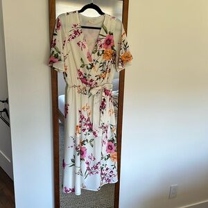 Crescent floral ivory dress
